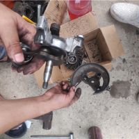 上海浦東割草機維修，現(xiàn)場歐瑪/三菱TU43割草機維修，立等可取